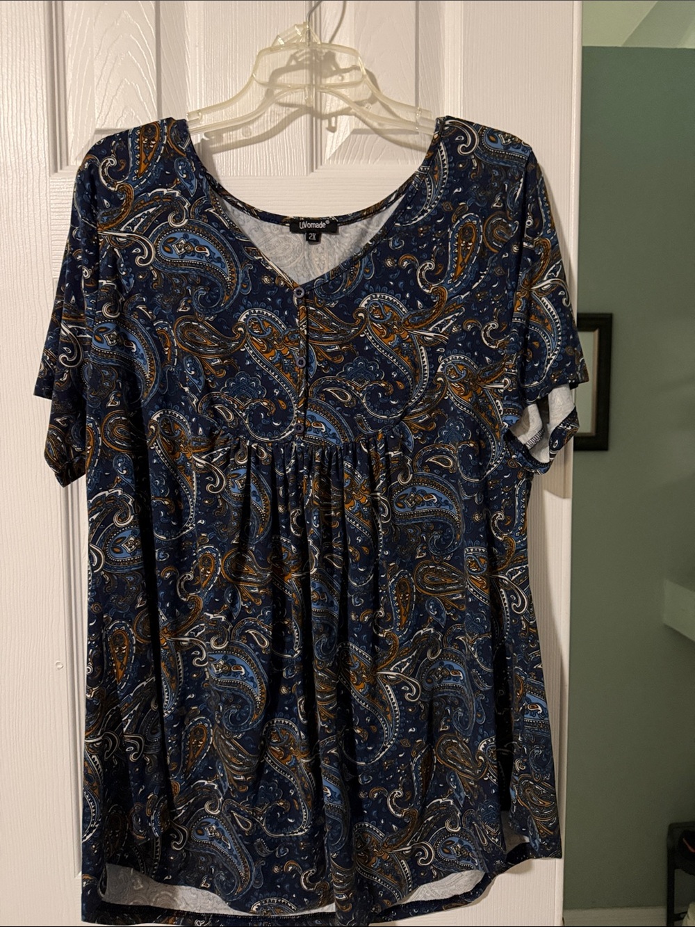 Navy Paisley Short-Sleeve Scoop Neck Top with Brown Accents